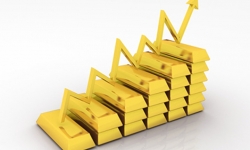 Giá vàng hôm nay (25/5): Mỹ - Triều “leo thang” căng thẳng, giá vàng “lội ngược dòng” 