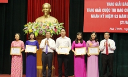 Trao Giải báo chí Trần Phú và Cuộc thi viết về “Gương người tốt, việc tốt”