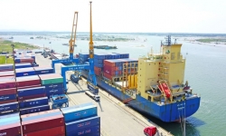 Thaco xuất khẩu lô 30 bồn nhiên liệu 3.000 lít sang Hàn Quốc