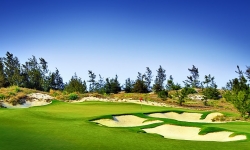 BRG Đà Nẵng Golf Resort chào đón sân gôn phong cách bờ kè (bulkhead style) đầu tiên tại Châu Á thiết kế bởi Nicklaus Design