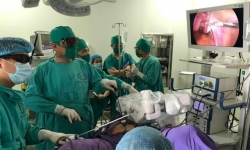 Ứng dụng cánh tay robot trong phẫu thuật nội soi điều bệnh lý Sản Phụ khoa, Nhi khoa tại Bệnh viện Sản Nhi Quảng Ninh