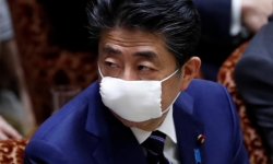 Thủ tướng Nhật Bản có thể ban bố tình trạng khẩn cấp ngay ngày mai vì Covid-19