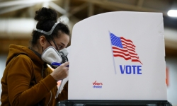 Ba ngày trước cuộc bầu cử Mỹ: Hơn 90 triệu cử tri đã đi bầu