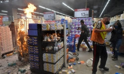 Biểu tình bùng phát ở Brazil sau khi một người da đen bị đánh chết tại siêu thị