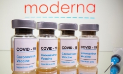 Vắc xin Covid-19 của Moderna có thể chống lại biến thể mới của virus Corona