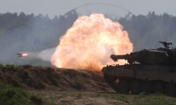 Đức có thể cho phép Ba Lan gửi xe tăng Leopard 2 tới Ukraine
