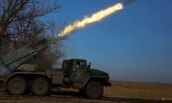 Lực lượng Nga bắn phá Bakhmut trong chiến dịch tấn công mới