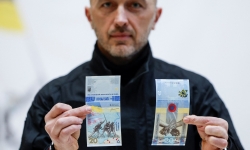 Ukraine công bố tiền giấy kỷ niệm 1 năm cuộc chiến với Nga