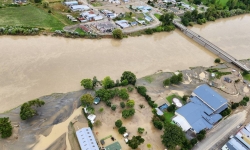 Cảnh sát New Zealand tìm kiếm 8 người mất tích sau bão Gabrielle