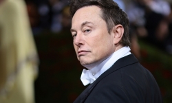 Elon Musk lại là người giàu nhất thế giới