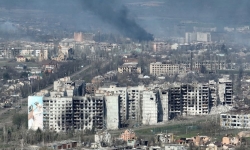 Ukraine báo cáo giao tranh ác liệt tại Bakhmut