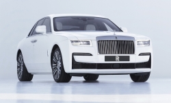 Rolls-Royce Ghost 2021 ra mắt với giá bán từ 7,7 tỷ đồng