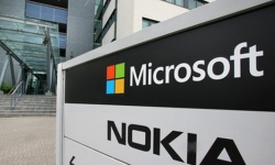 Microsoft sẽ phải phải cạnh tranh với Intel để mua Nokia