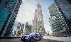 BMW 330e M Sport có giá bán 64.600 USD tại Malaysia