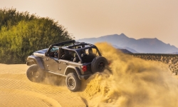 Jeep Wrangler Rubicon 392 ra mắt với động cơ V8 mạnh mẽ hơn