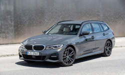 BMW 320e và 520e 2021 ra mắt, giá từ 57.400 USD