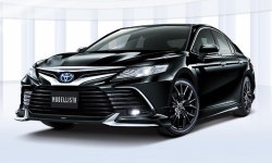 Toyota Camry 2021 có thêm gói nâng cấp ngoại hình