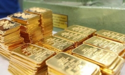 Giá vàng trong nước giảm 200 nghìn trong phiên cuối tuần
