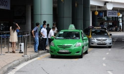 Hà Nội: Bố trí Taxi giải tỏa hành khách tại Cảng hàng không quốc tế Nội Bài và Ga Hà Nội