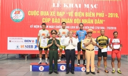 Cuộc đua xe đạp 'Về Điện Biên Phủ - 2019, Cúp Báo Quân đội nhân dân' chính thức khai mạc
