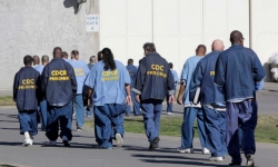 Gần 5.000 tù nhân Mỹ đã nhiễm virus SARS-CoV-2