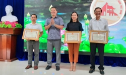 Quảng Nam: Khen thưởng 7 tập thể, cá nhân trong công tác tuyên truyền phòng chống dịch Covid-19