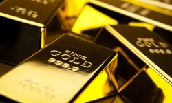 Giá vàng hôm nay 12/7: Duy trì trên mức 1.800 USD/ounce, ở đỉnh cao nhất trong 9 năm qua
