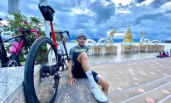 Vận động viên đua xe đạp Thái Lan bị chấn thương kinh hoàng