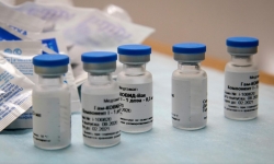 Nga cấp phép vắc xin chống COVID-19 thứ hai, sau vắc xin Sputnik V