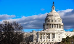Hạ viện Mỹ thông qua dự luật tài trợ để tránh chính phủ đóng cửa