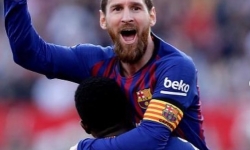 ‘Vua bóng đá’ Pele bất ngờ khi Messi sánh ngang kỷ lục