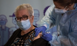 Tây Ban Nha ghi nhận nhiều công dân từ chối tiêm vắc xin COVID-19