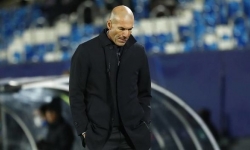 HLV Zidane phải cách ly sau khi tiếp xúc người nhiễm Covid-19