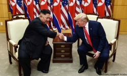 Ông Trump từng đề nghị đưa ông Kim về Triều Tiên bằng Không lực Một