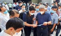 Bộ Y tế kiểm tra công tác phòng chống dịch tại khu nhà trọ công nhân ở Đồng Nai
