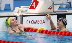 Nhà vô địch Olympic bị đánh bại ở nội dung bơi 400m nữ tự do