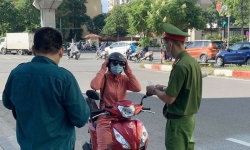 Hà Nội: Xử phạt hơn 14,3 tỷ đồng người vi phạm trong 12 ngày giãn cách xã hội