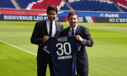 Siêu sao Lionel Messi chính thức ra mắt PSG, mặc áo đấu số 30