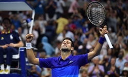 Novak Djokovic ngược dòng hạ gục 'niềm hy vọng' của Mỹ ở US Open 2021