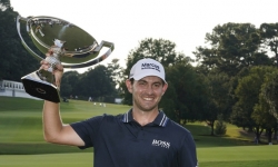 Golfer Patrick Cantlay giành ngôi vô địch Tour Championship 2021