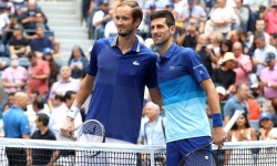 Tay vợt Novak Djokovic: 'Medvedev xứng đáng với chức vô địch US Open'