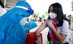Ninh Thuận triển khai tiêm vắc xin cho 72.000 học sinh