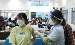 Đắk Lắk triển khai tiêm vaccine COVID-19 cho học sinh THPT