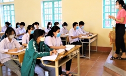 Phú Thọ cho phép học sinh tại thành phố đi học trực tiếp từ 13/12
