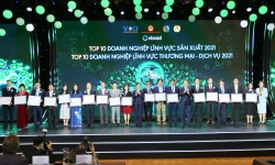 Vinamilk được vinh danh trong Top 10 doanh nghiệp phát triển bền vững nhất Việt Nam 2021