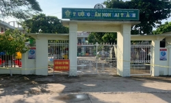 11 học sinh ở Ninh Bình là F0, 8 trường tạm dừng cho học sinh đến trường