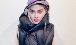 'Nữ hoàng nhạc pop' Madonna gây sốc với loạt ảnh như ở tuổi 16