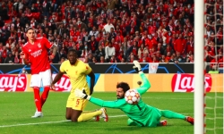 Thắng Benfica 3-1, Liverpool đặt một chân vào bán kết Cúp C1