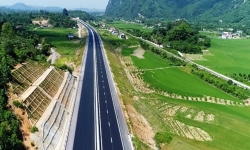 Dừng đầu tư xây dựng cao tốc Hòa Bình - Mộc Châu theo hình thức đối tác công tư