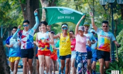 ‘Dị nhân’ Nguyễn Văn Long và ý tưởng ‘điên rồ’: Chạy xuyên Việt trong 31 ngày